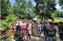 Spacer alejkami wrocławskiego ZOO